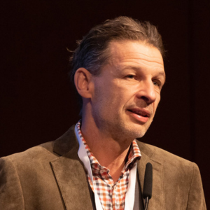 Dr. Zsolt Balogh
